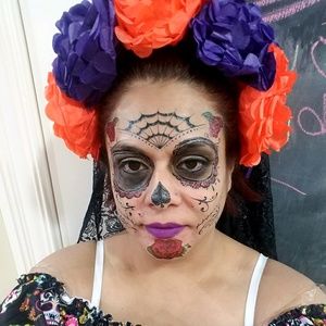 Meet your Posher, Raquel